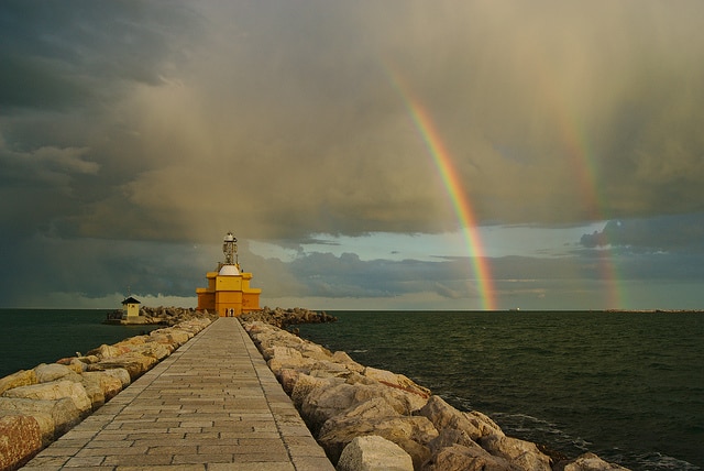 Tips for Photographing Rainbows