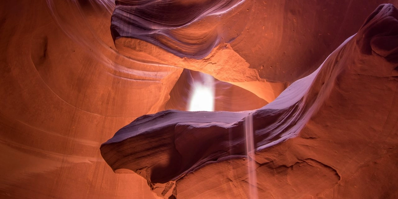 Pro Tips on How to Take Beautiful Antelope Canyon Pictures